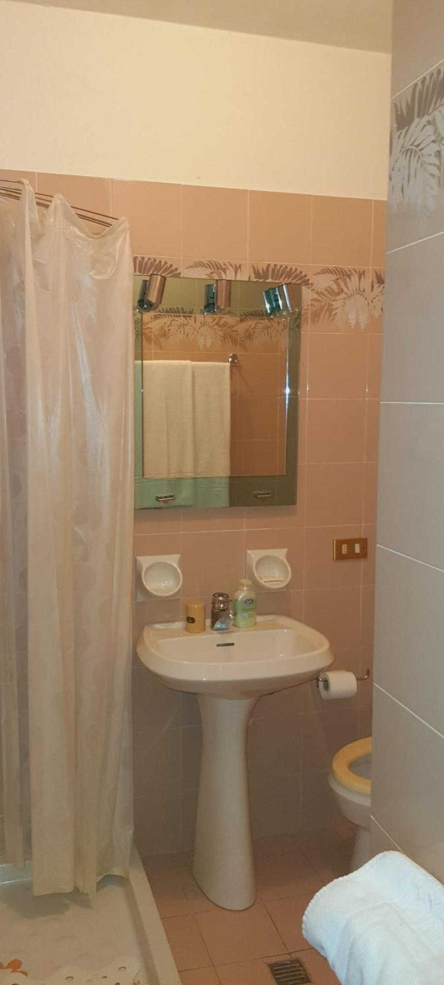 La Grotta San Michele Hotel Montevettolini Luaran gambar